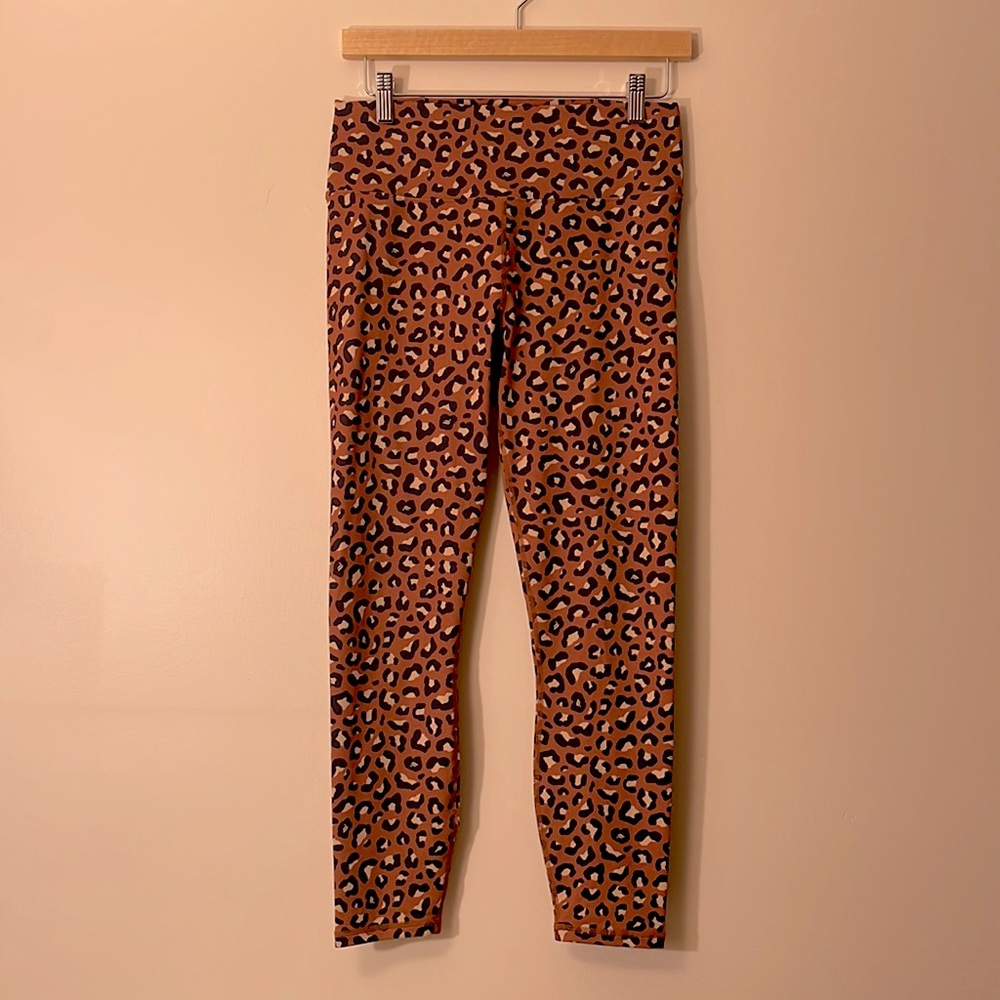 Fabletics Cheetah Legging | Size Medium